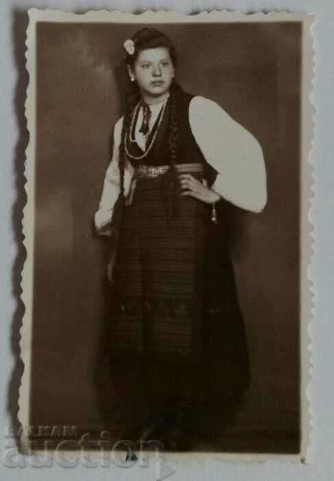 APRON PISHTIMAL COSTUME PAFTI BELT PHOTO KINGDOM OF BULGARIA APRON PISHTIMAL COSTUME PAFTI BELT PHOTO KINGDOM OF BULGARIA