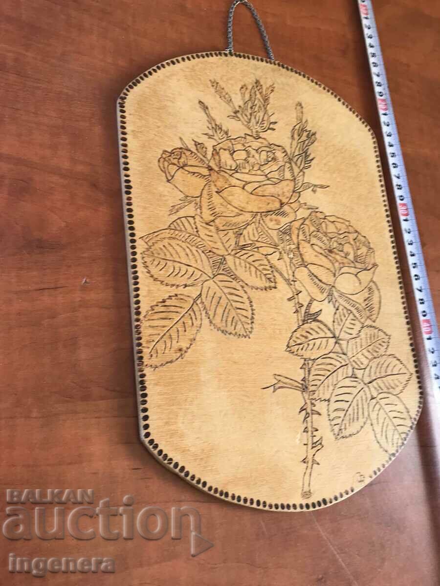Auction  PANEL WOOD PYROGRAPH FOR WALL ROSES