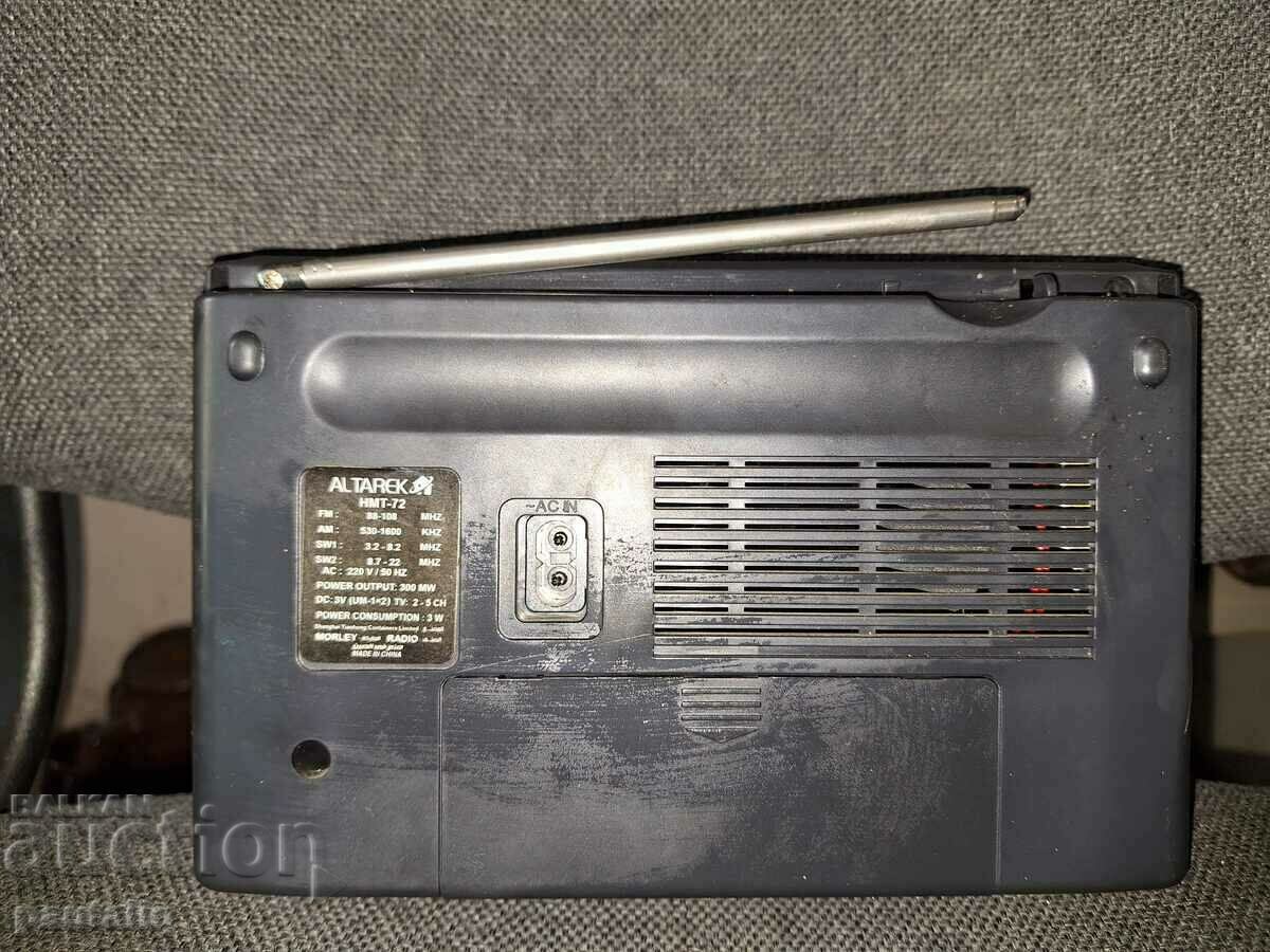 Delivery of OLD TRANSISTOR RADIO ALTAREK Delivery of OLD TRANSISTOR RADIO ALTAREK