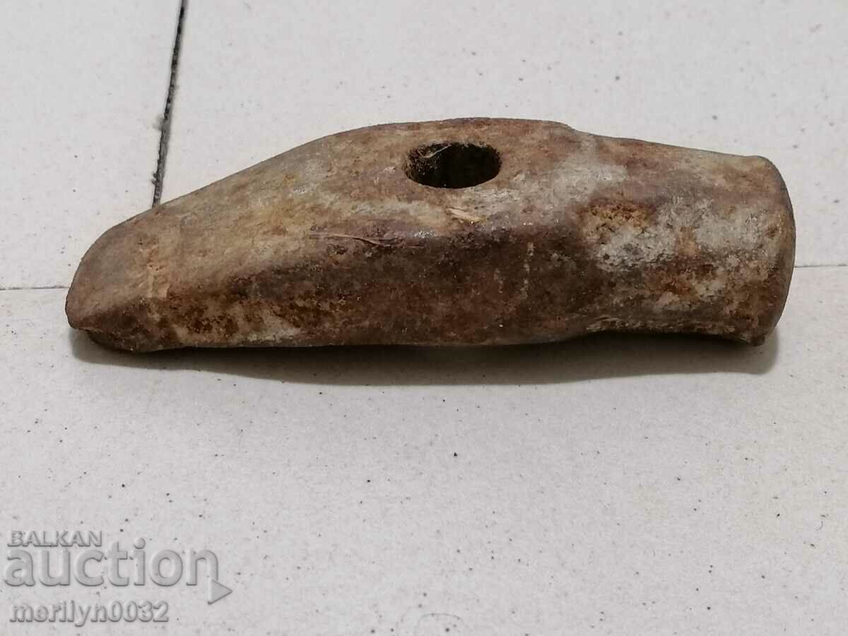 Auction Very old stone hammer over 100 years old, wrought iron Auction Very old stone hammer over 100 years old, wrought iron
