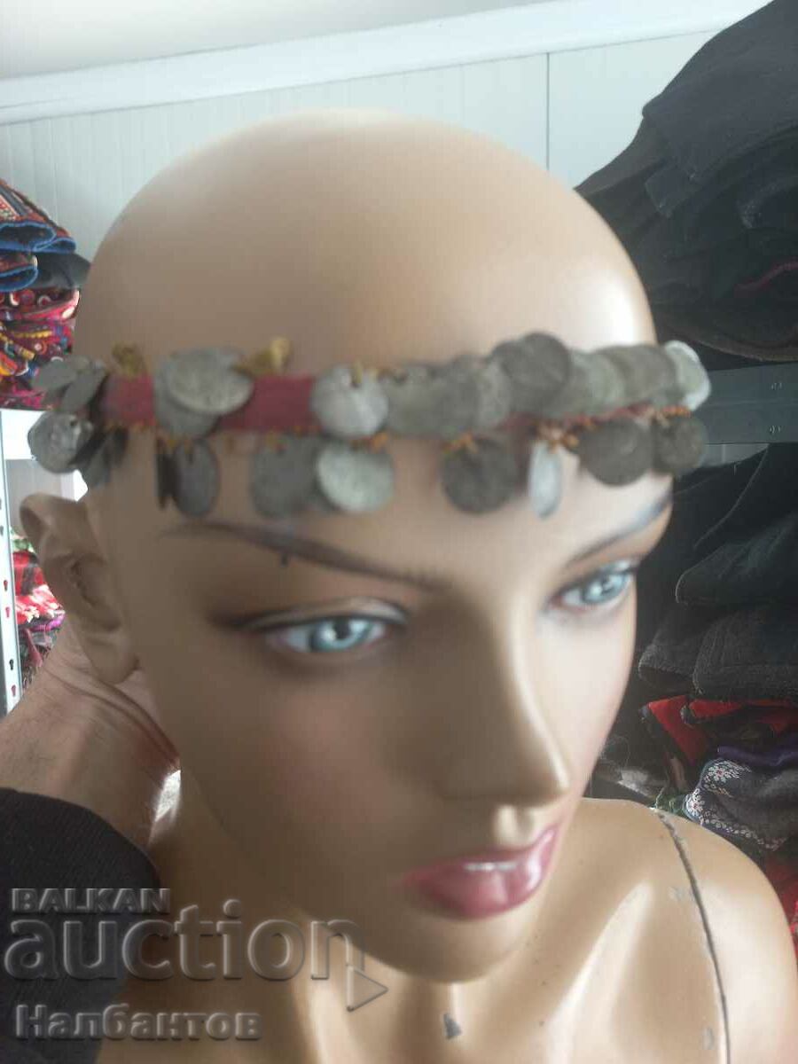 RENAISSANCE SILVER JEWELRY READERBOOK with price 350.00 BGN | € 178.95