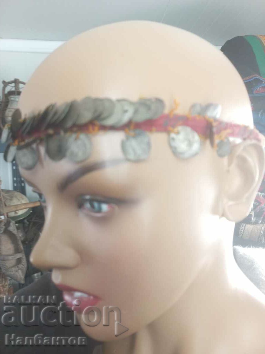 Auction  RENAISSANCE SILVER JEWELRY READERBOOK