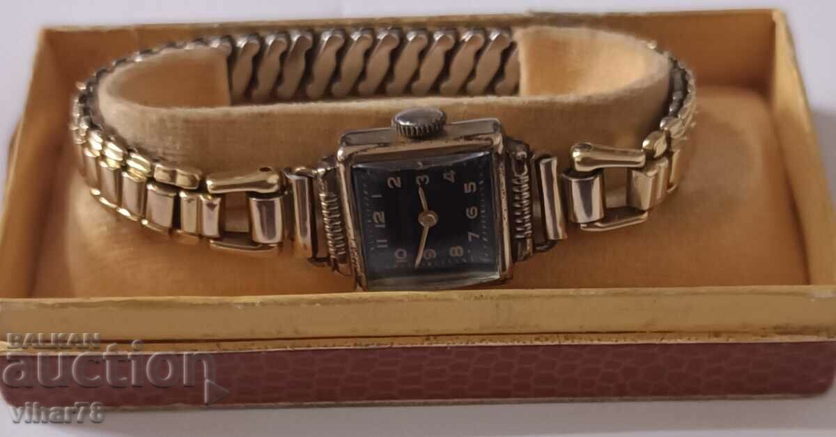 Немски позлатен 20 микрона дамски часовник с кутия и гаранци