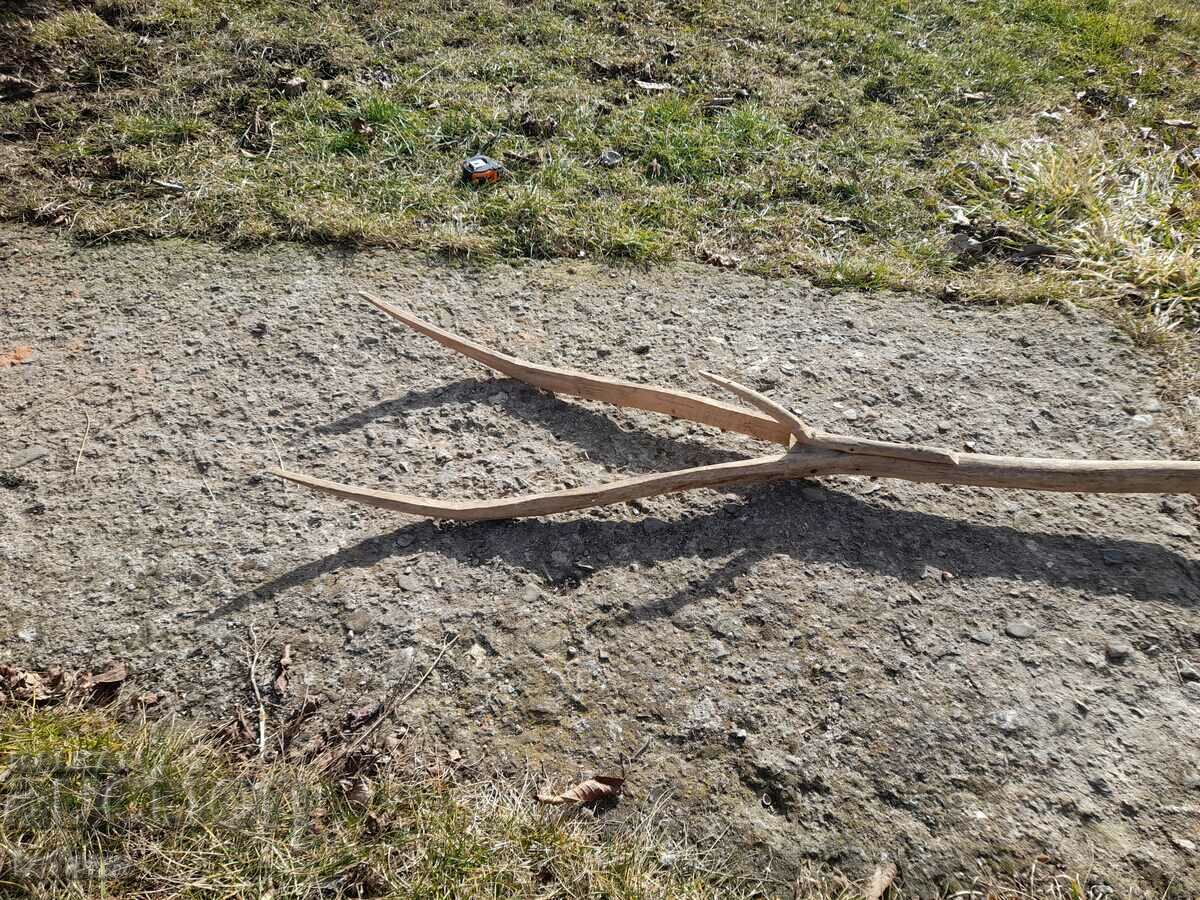 Old three-cornered wooden cottage with price 45.00 BGN | € 23.01