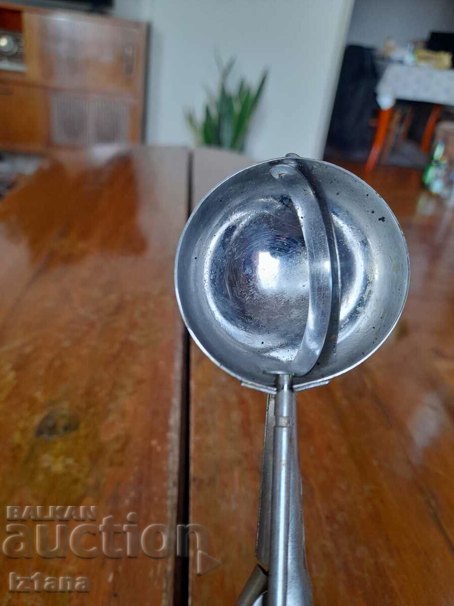 Old spoon, ice cream scoop - 5 Old spoon, ice cream scoop - 5