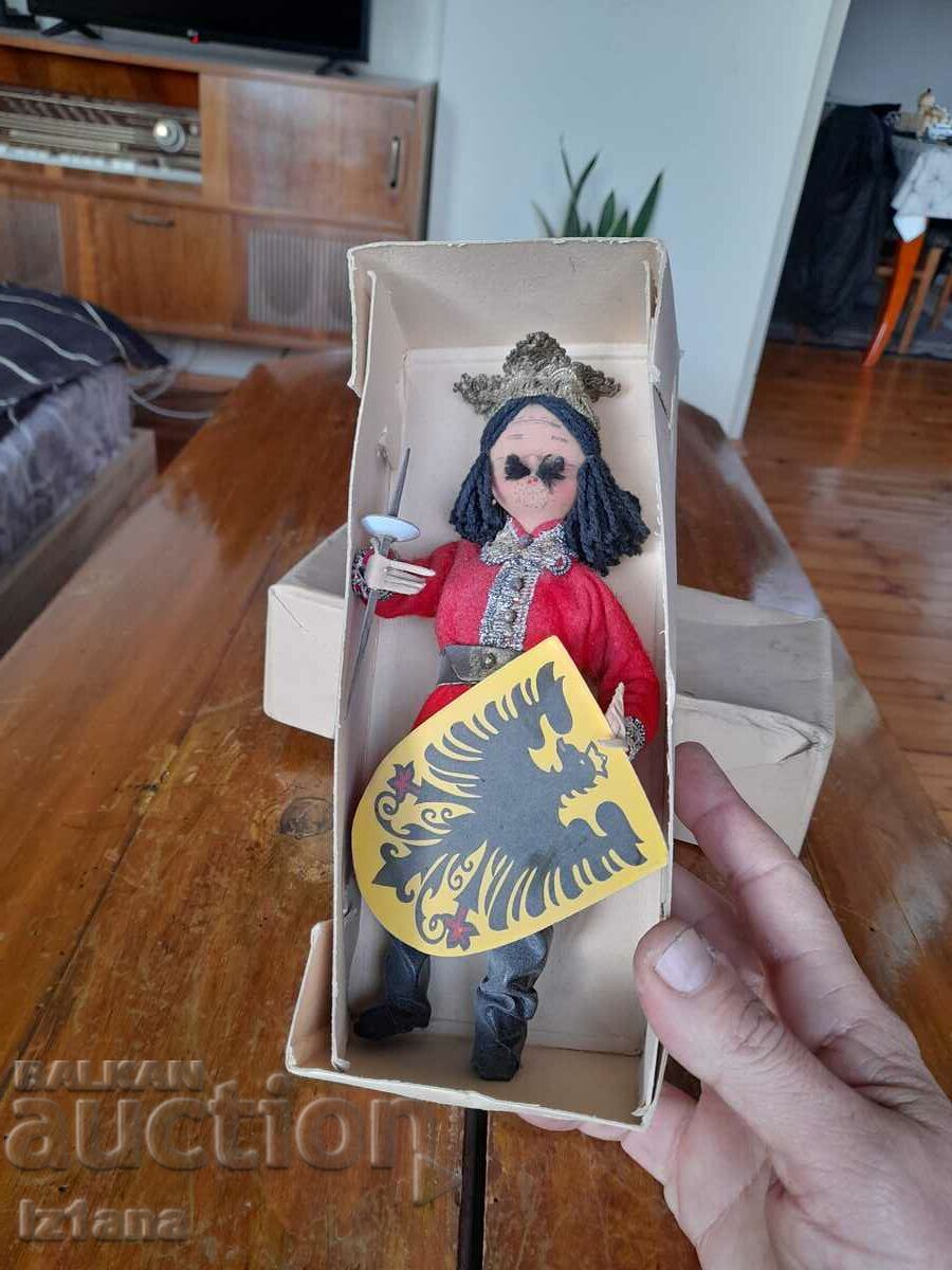 Old doll with price 45.00 BGN | € 23.01