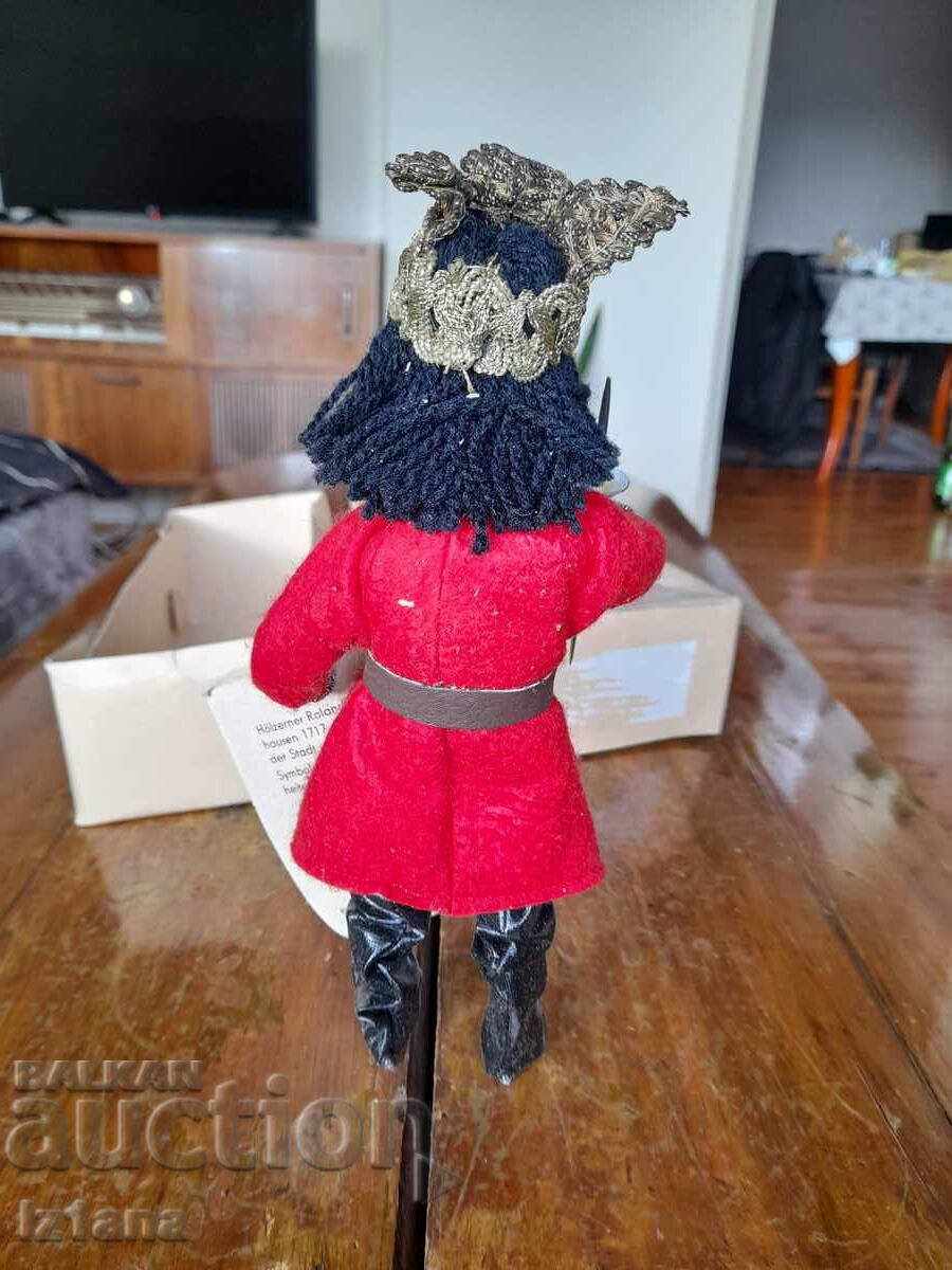 Delivery of Old doll