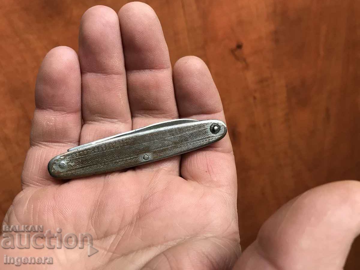 Auction  FOLDING KNIFE LEG BLADE METAL OLD