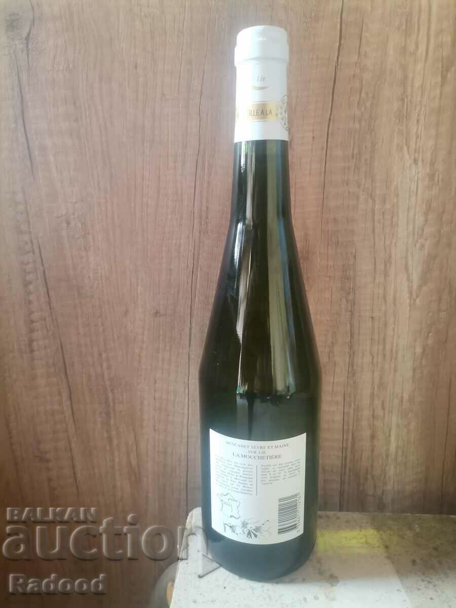 Auction French 21 year old wine Auction French 21 year old wine