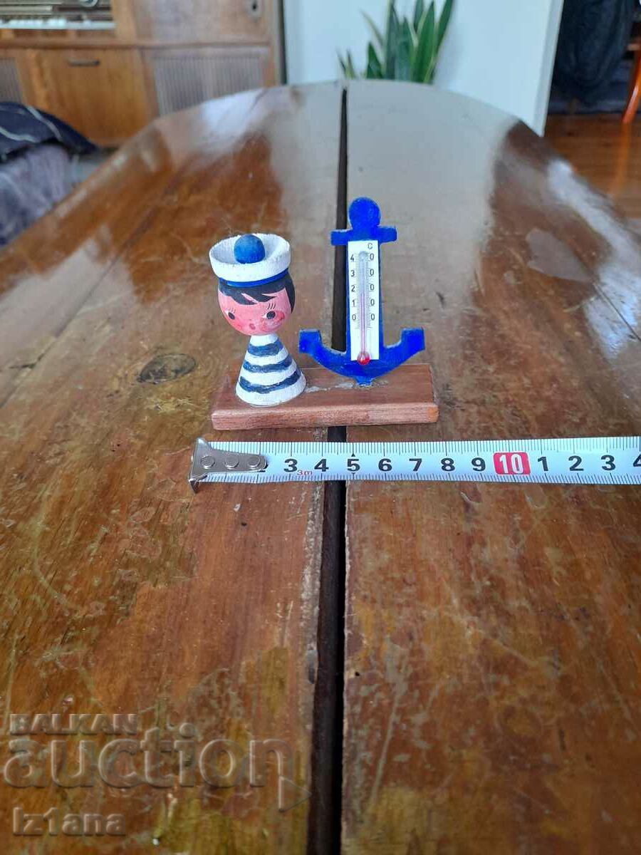 Delivery of Old souvenir sailor thermometer Delivery of Old souvenir sailor thermometer
