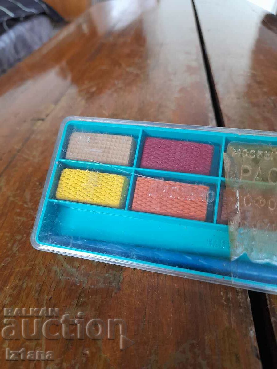 Old Water colors, Crayons Paints with price 40.00 BGN | € 20.45