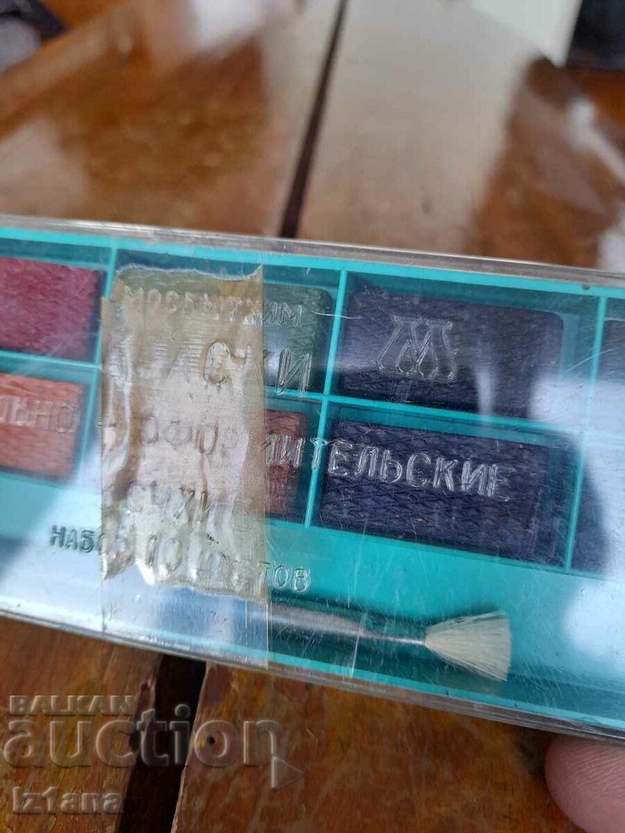 Old Water colors, Crayons Paints - 6