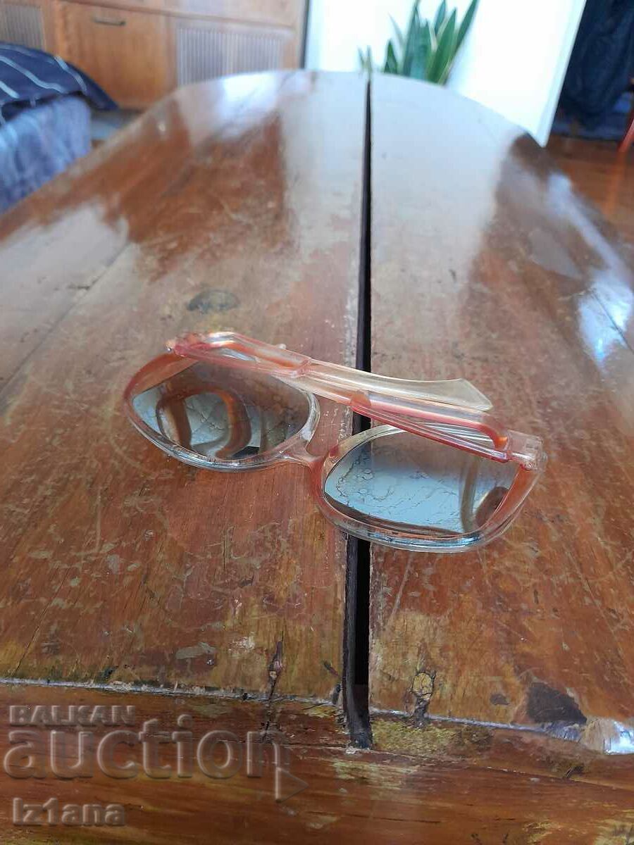 Old Women's Sunglasses - 5