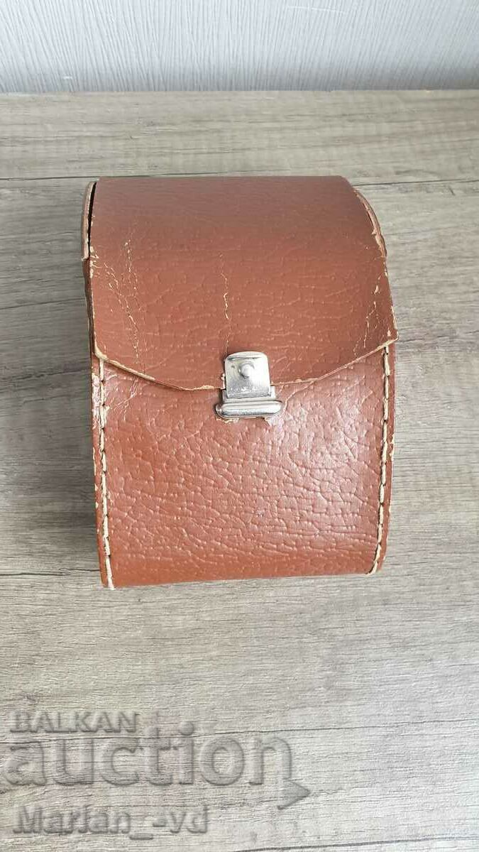 Boyer Photax Series VIII Bakelite Camera with price 100.00 BGN | € 51.13 Boyer Photax Series VIII Bakelite Camera with price 100.00 BGN | € 51.13