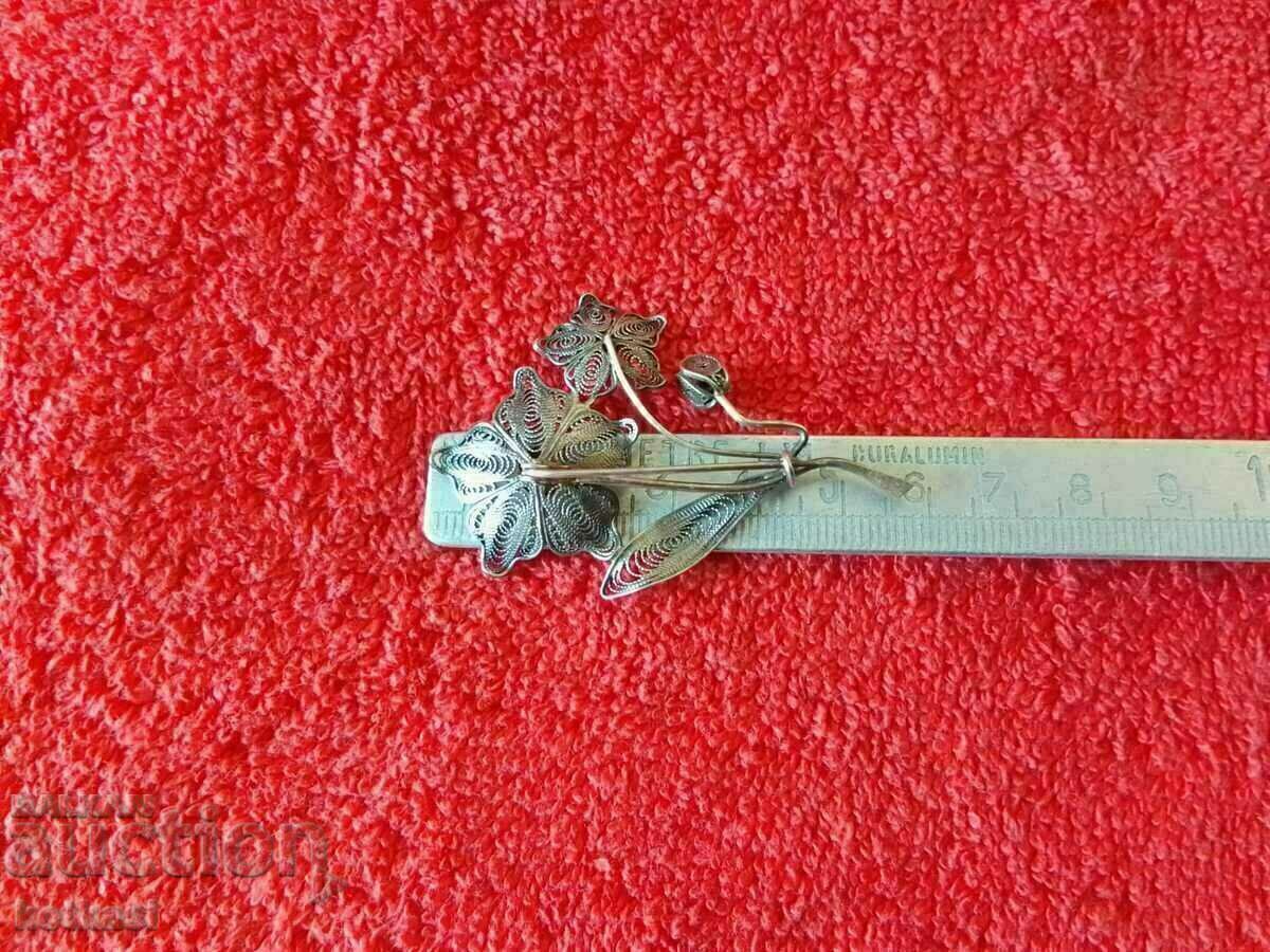 Old Silver 925 Filigree Brooch with price 85.50 BGN | € 43.72 Old Silver 925 Filigree Brooch with price 85.50 BGN | € 43.72