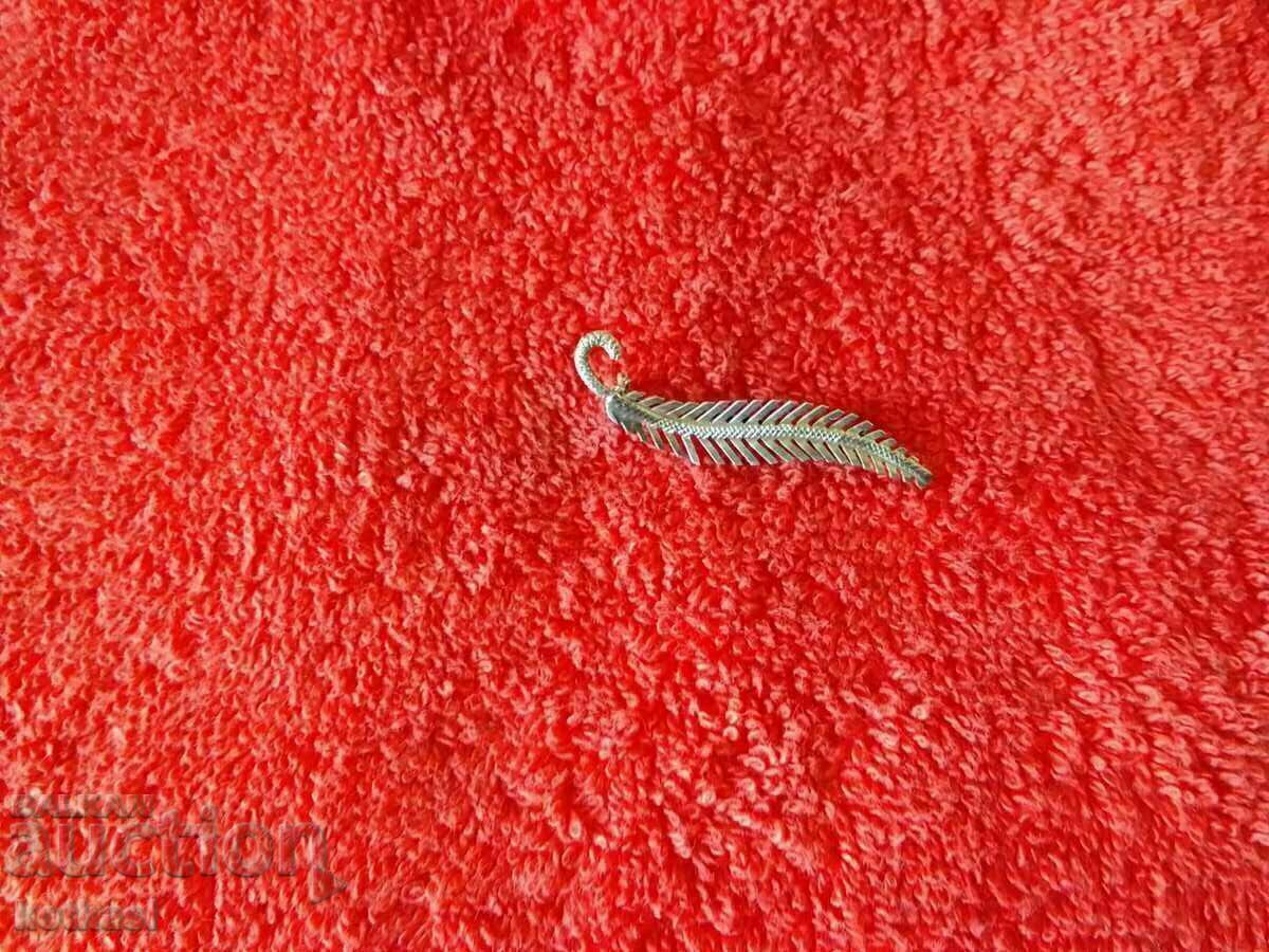 Delivery of Old Silver 835 Quill Pen Brooch Delivery of Old Silver 835 Quill Pen Brooch