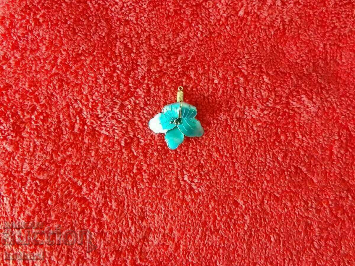 Old Silver 925 Gold Plated Flower Brooch Old Silver 925 Gold Plated Flower Brooch