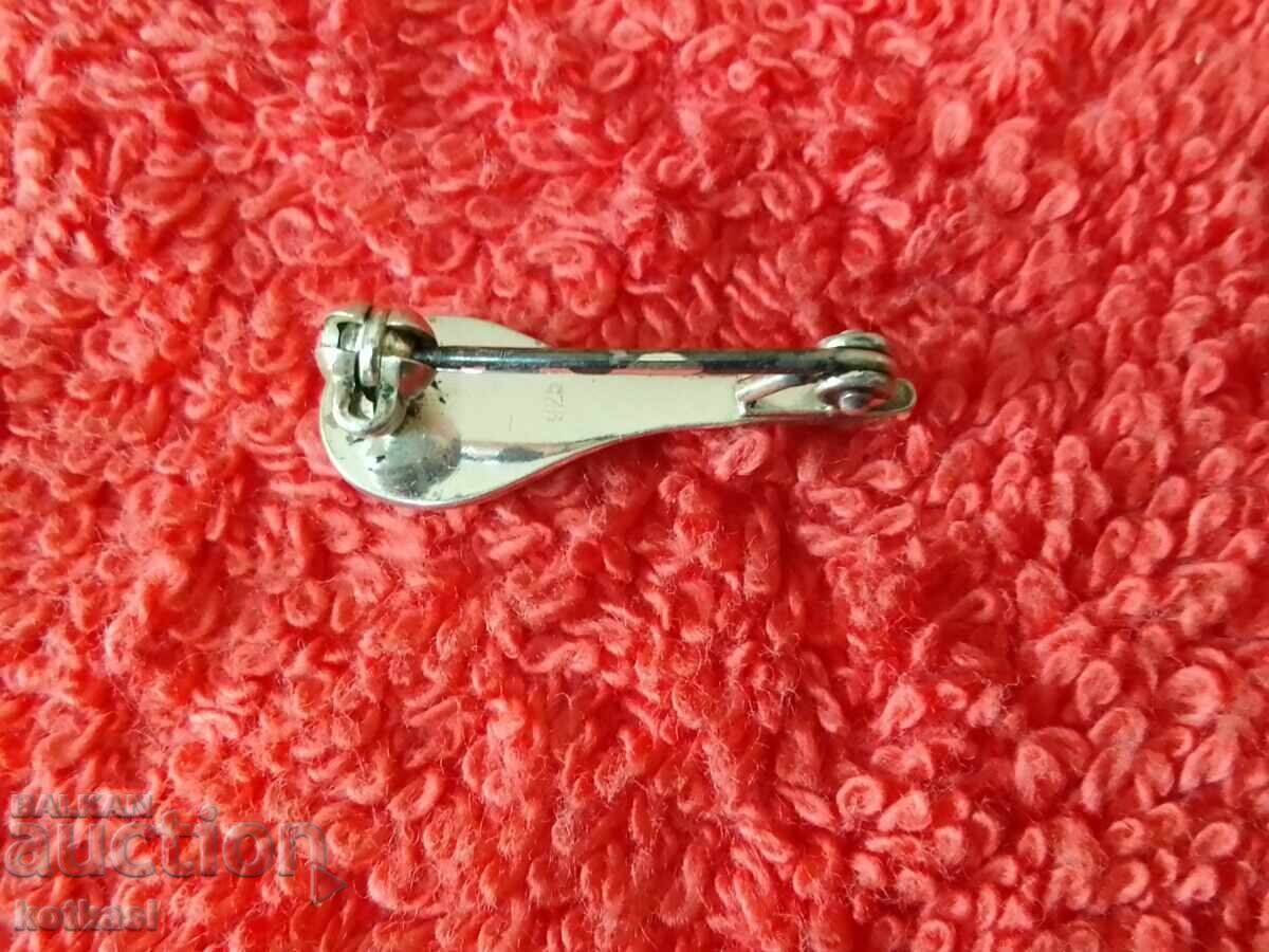 Delivery of Old Silver 925 Brooch Tennis Court Racket Ball