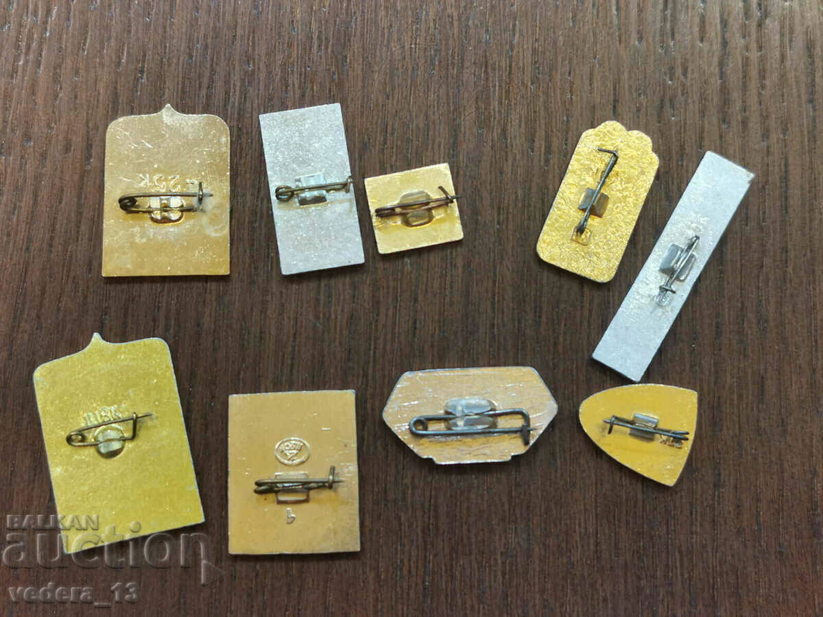 BADGES - 5 BADGES - 5