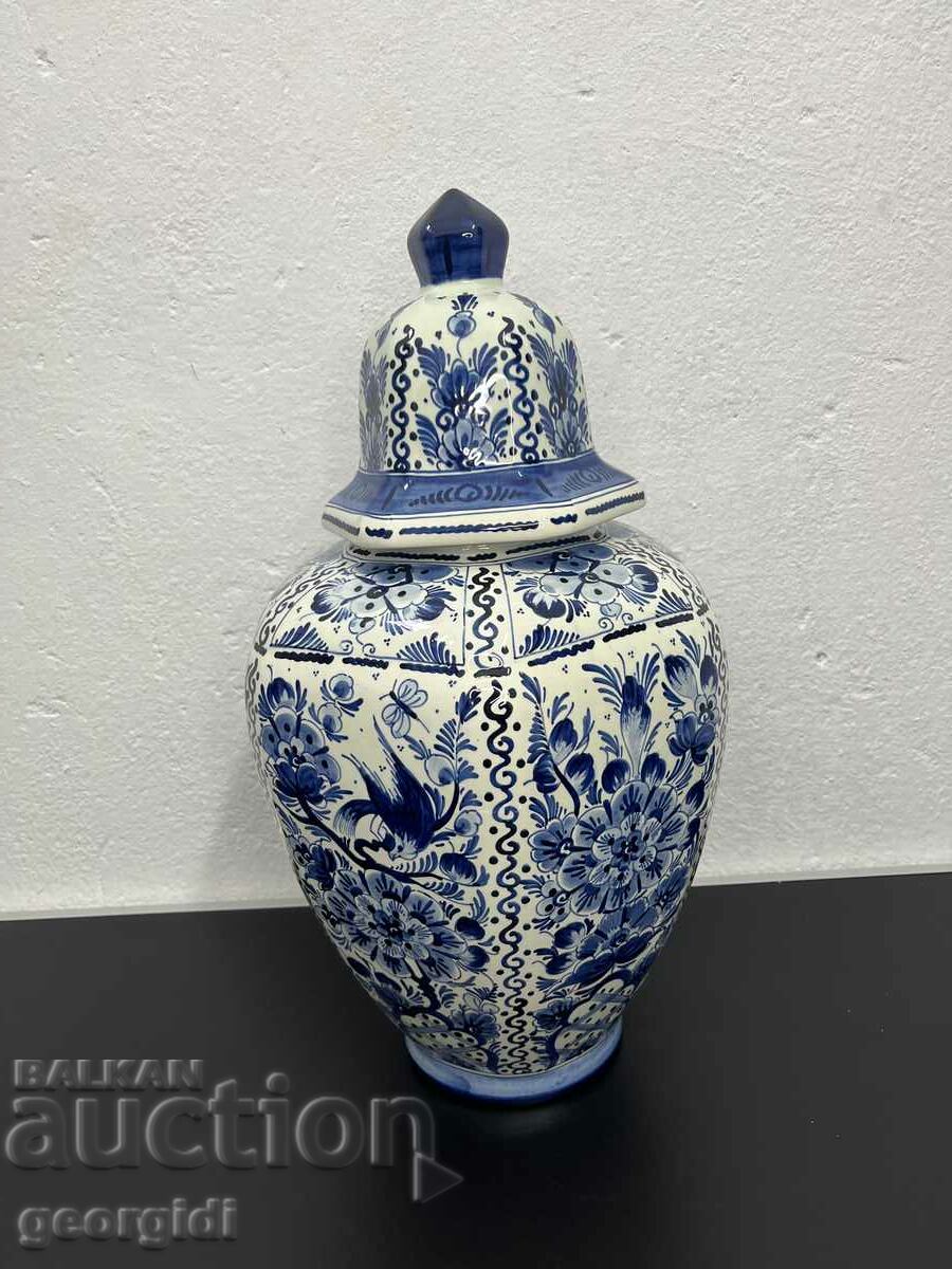 Hand painted Dutch urn - Delft. #5104