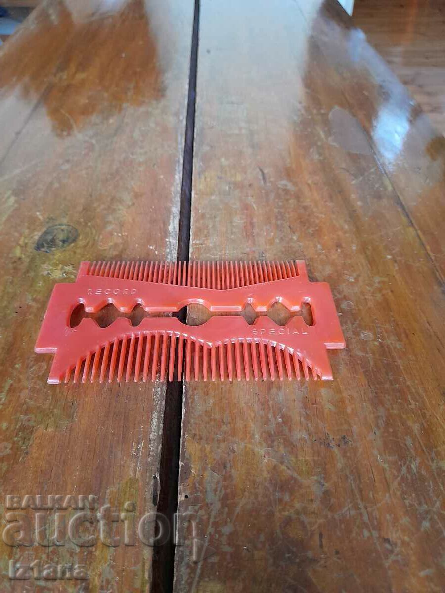 Old comb Old comb