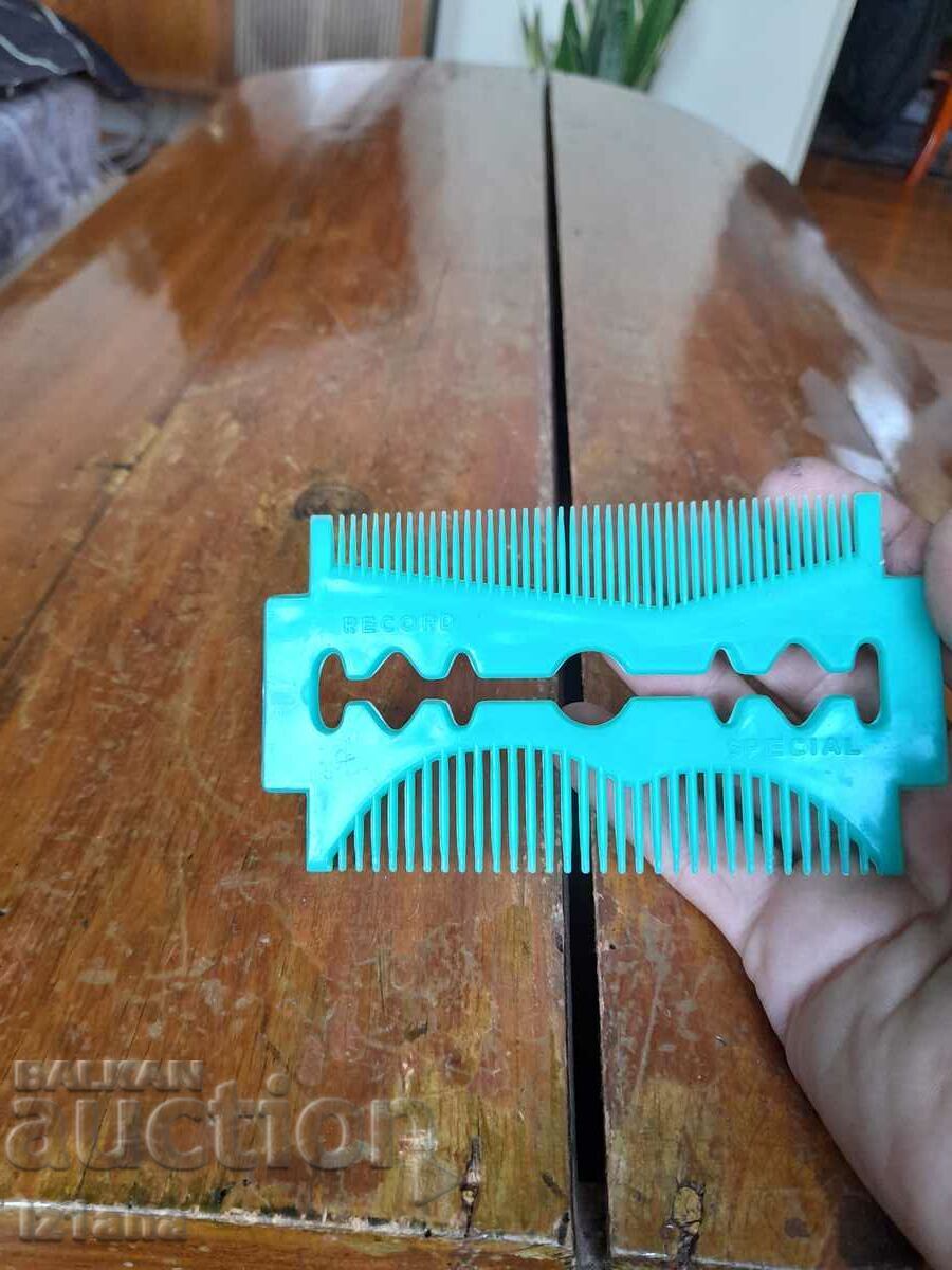 Old comb with price 6.00 BGN | € 3.07
