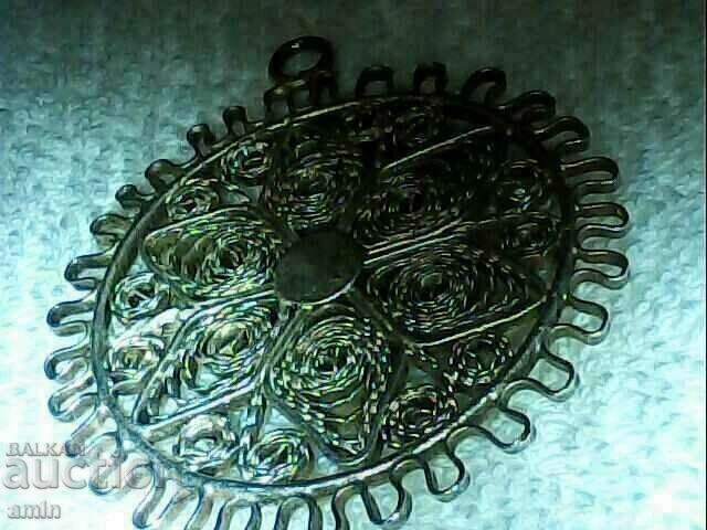 Filigree medallion silver with price 30.00 BGN | € 15.34 Filigree medallion silver with price 30.00 BGN | € 15.34