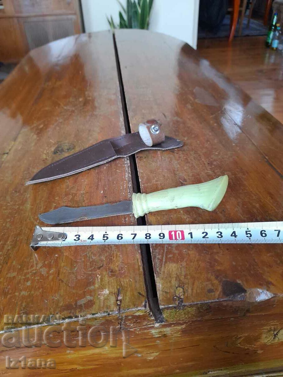 Delivery of Old knife, knife, knife Delivery of Old knife, knife, knife