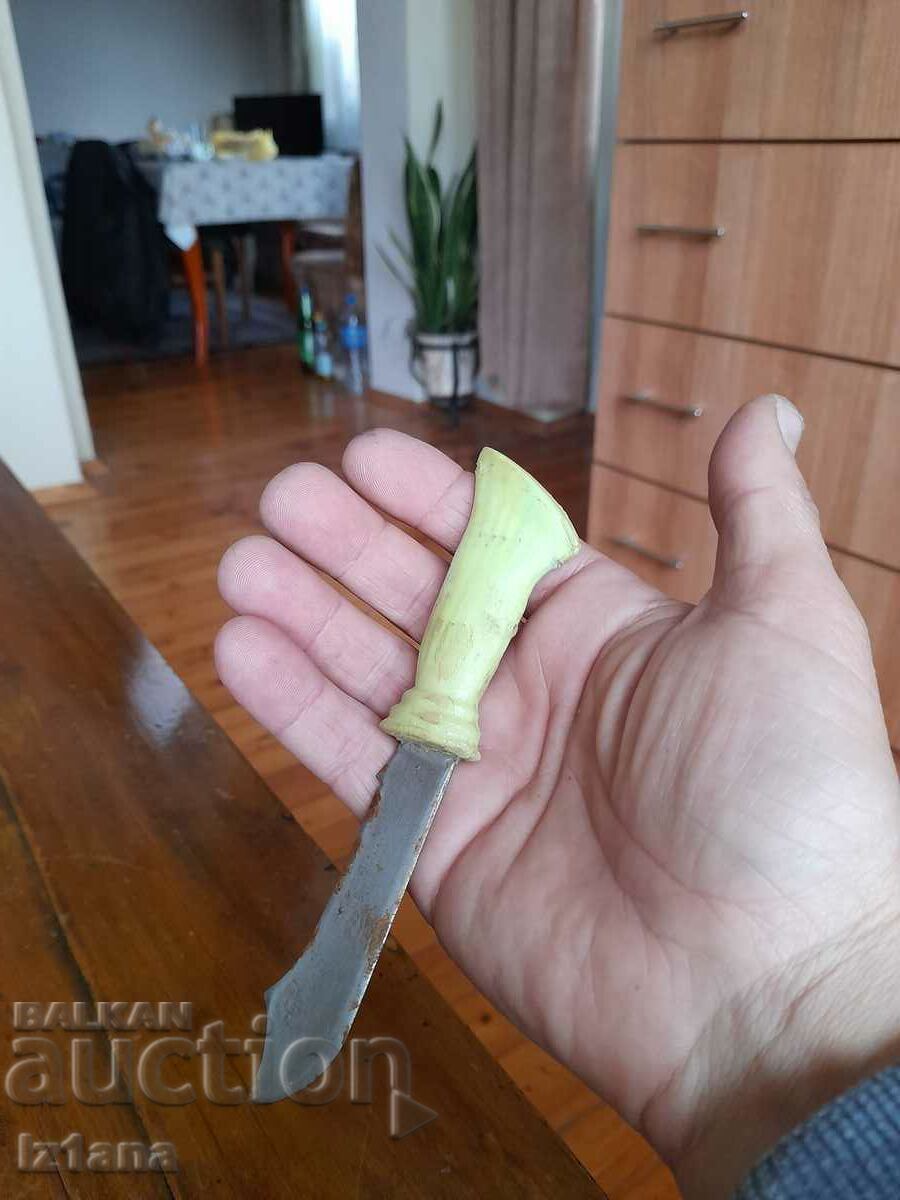 Old knife, knife, knife - 5 Old knife, knife, knife - 5