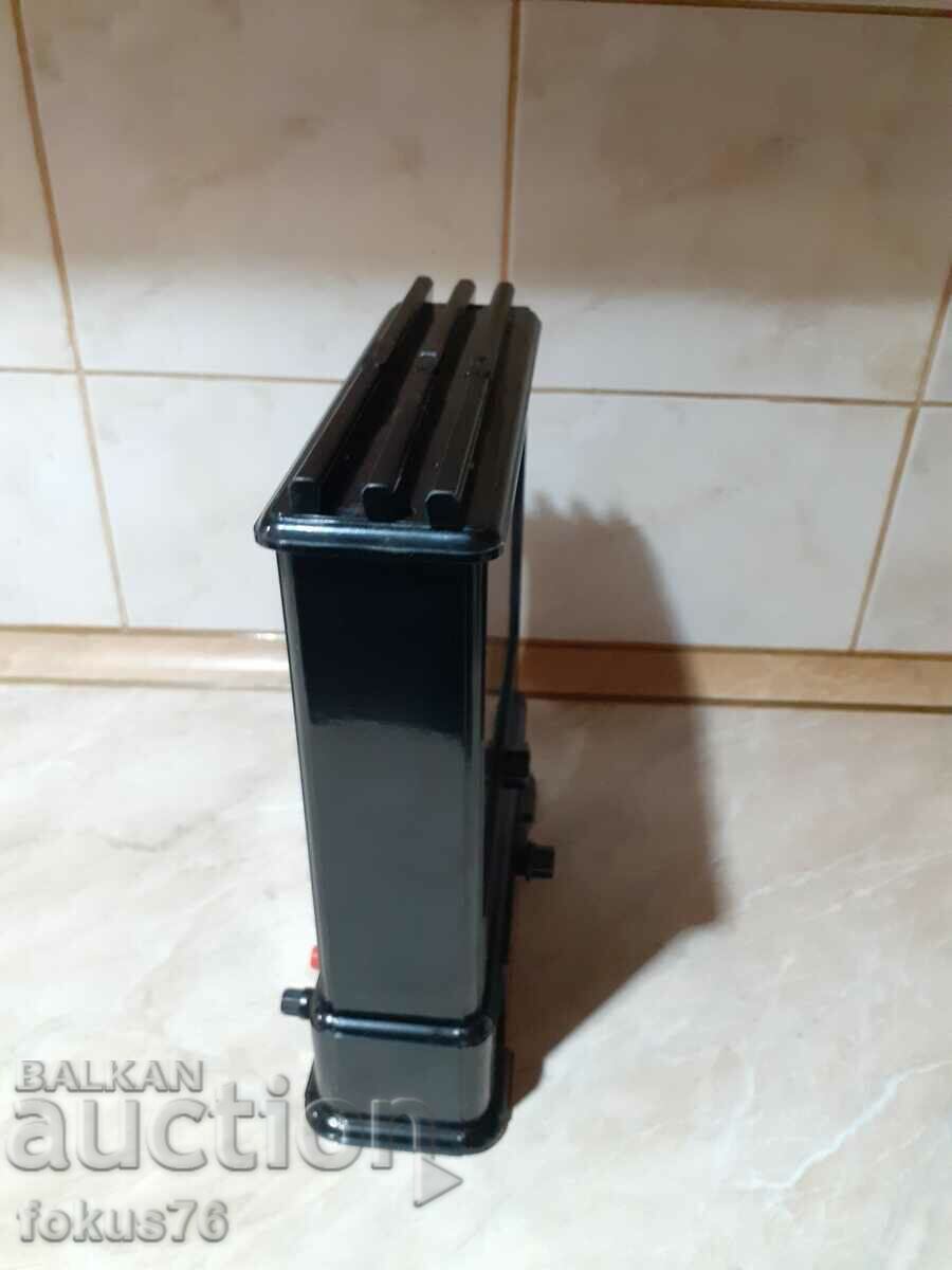 Delivery of Old Russian Soviet educational instrument ammeter in a box Delivery of Old Russian Soviet educational instrument ammeter in a box