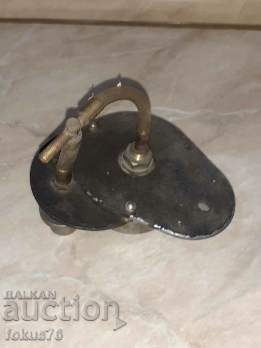 Delivery of Old German collectible measuring instrument