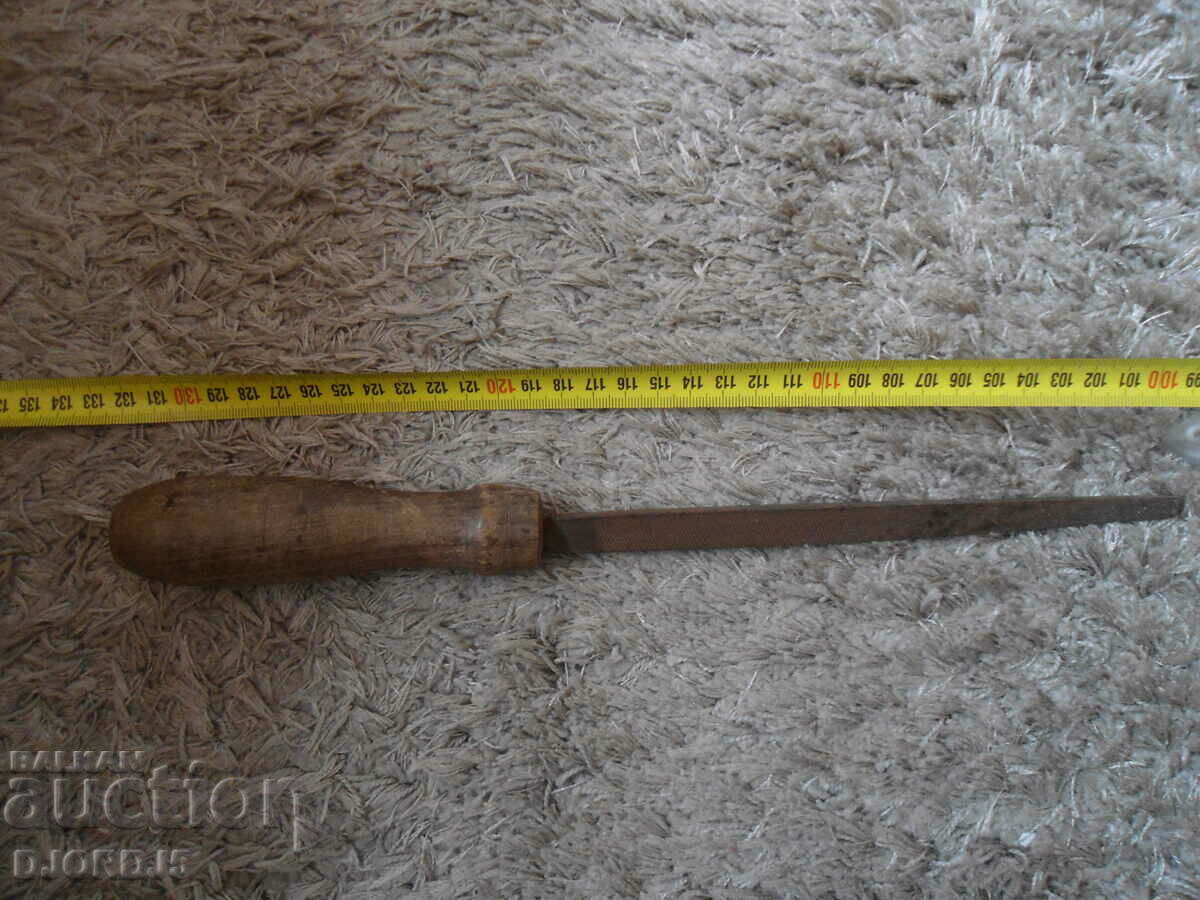 Fierăstrău vechi, triunghiular - 5 Fierăstrău vechi, triunghiular - 5