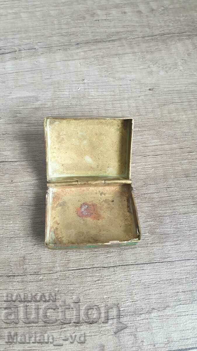 Small bronze snuff box - 5 Small bronze snuff box - 5