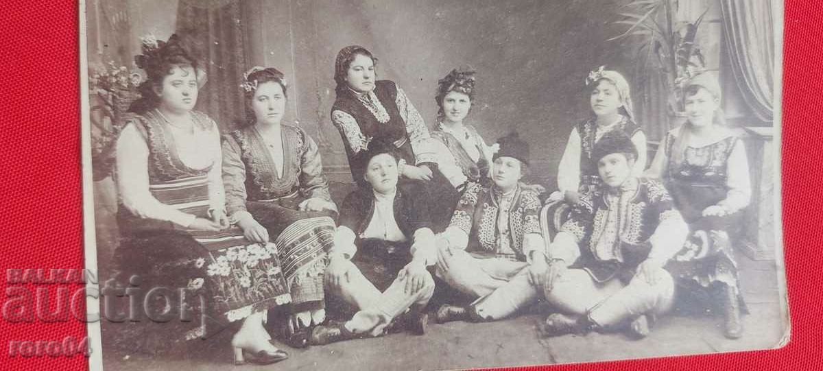 GIRLS - COSTUMES - LEVENTS - 7