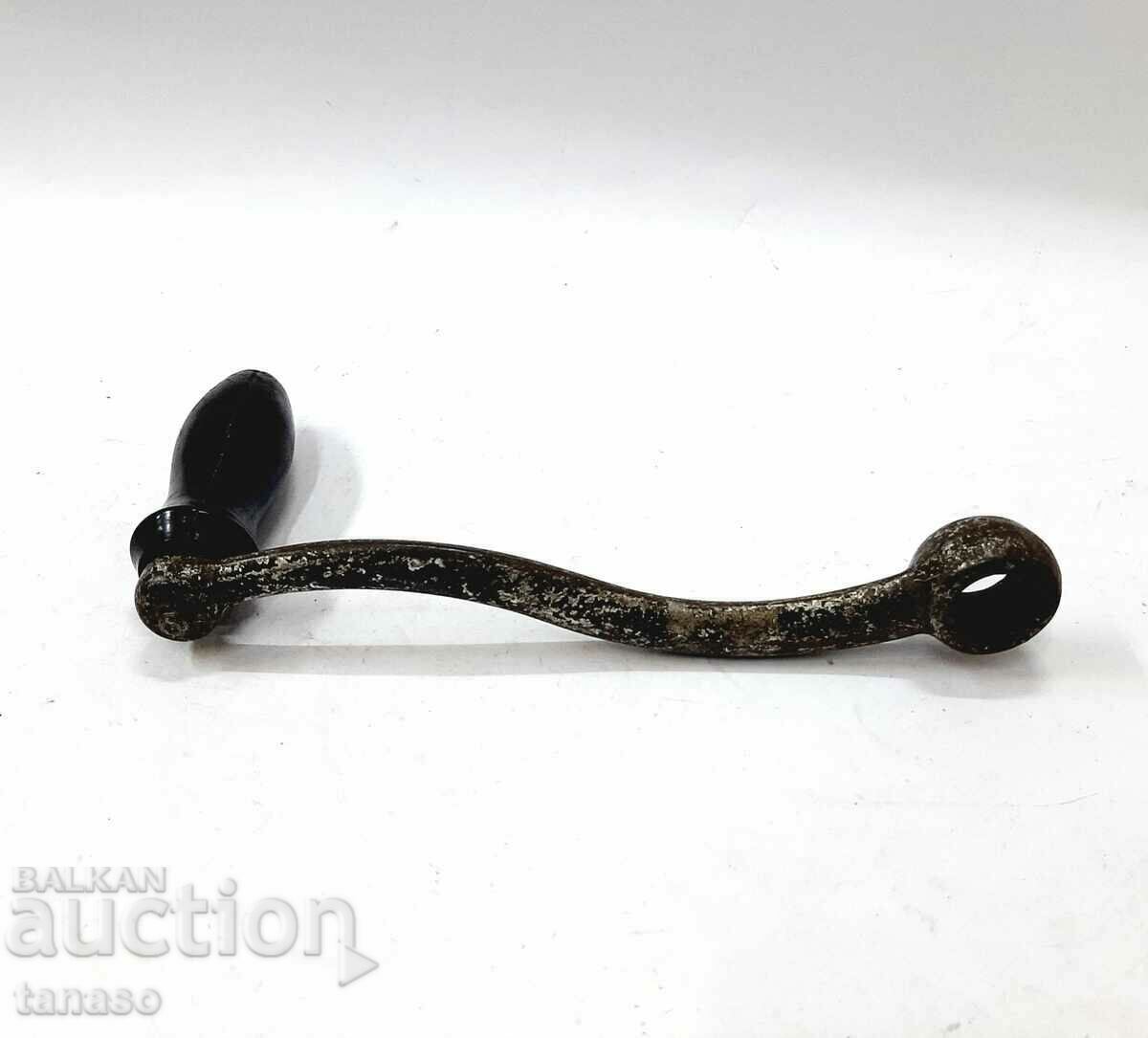 Old meat grinder crank(10.3)