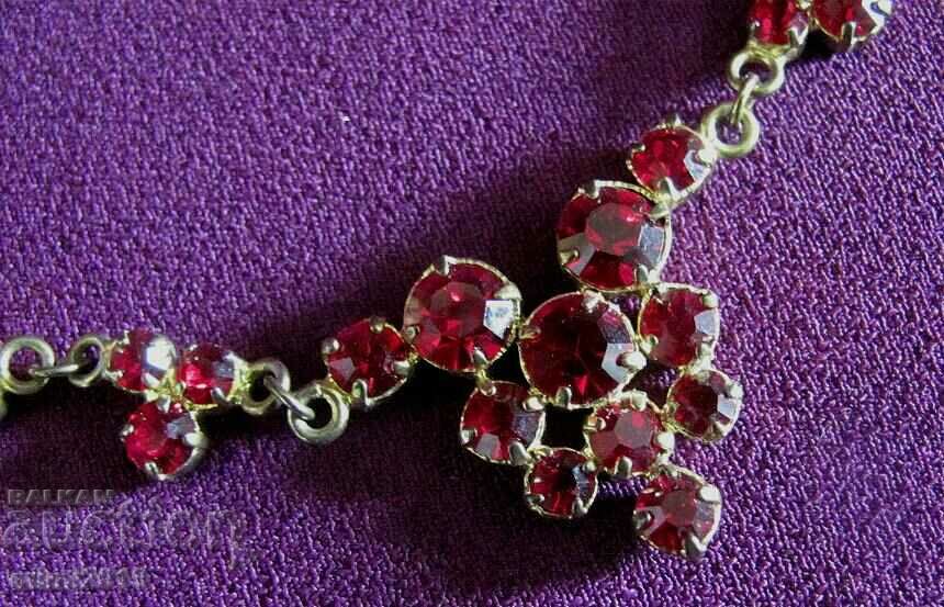 Delivery of 30's Art Deco Women's Necklace Delivery of 30's Art Deco Women's Necklace