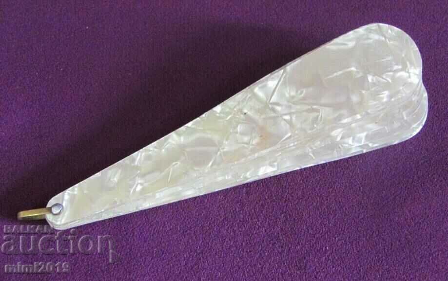 Auction 30's Art Deco Ladies Fan Auction 30's Art Deco Ladies Fan