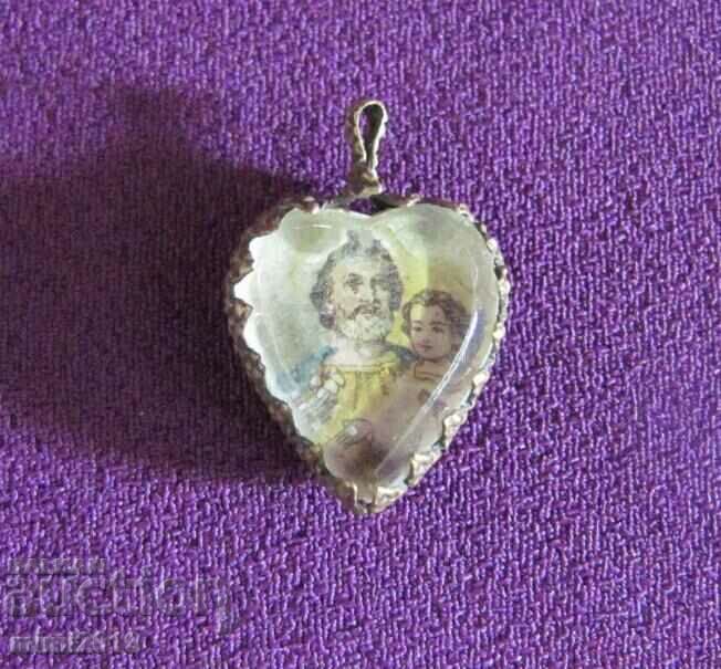 19th century Medallion, Amulet with bronze fittings with price 60.00 BGN | € 30.68 19th century Medallion, Amulet with bronze fittings with price 60.00 BGN | € 30.68