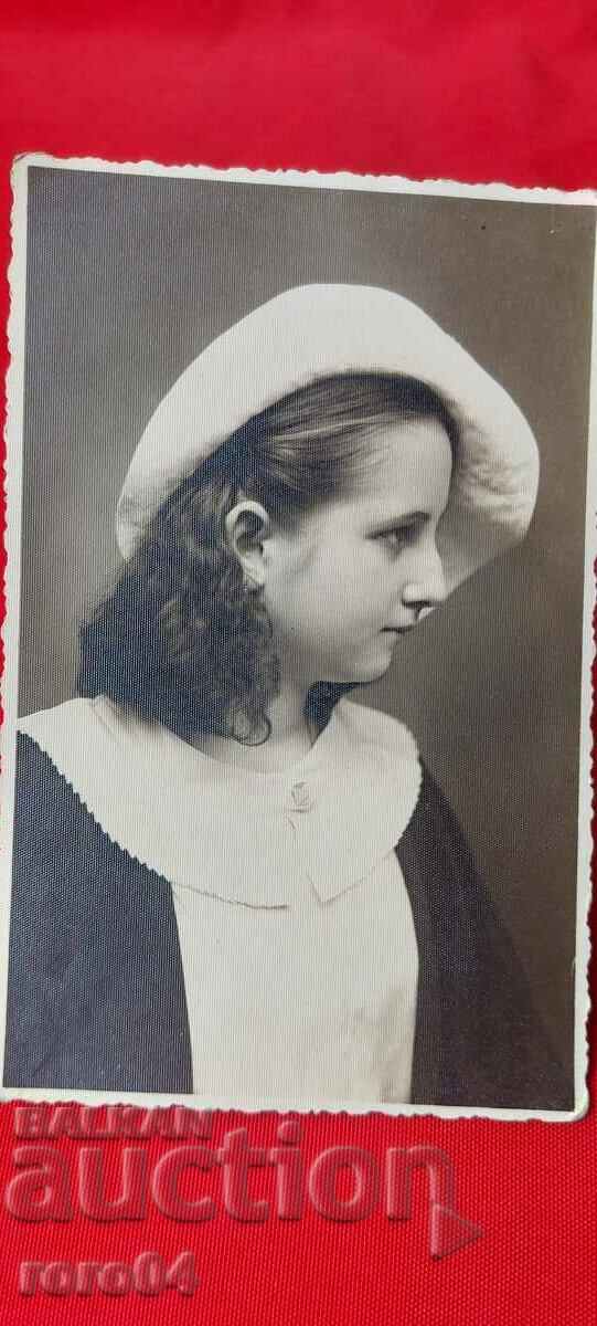 Auction PHOTOGRAPH ORLOV - YAMBOL Auction PHOTOGRAPH ORLOV - YAMBOL