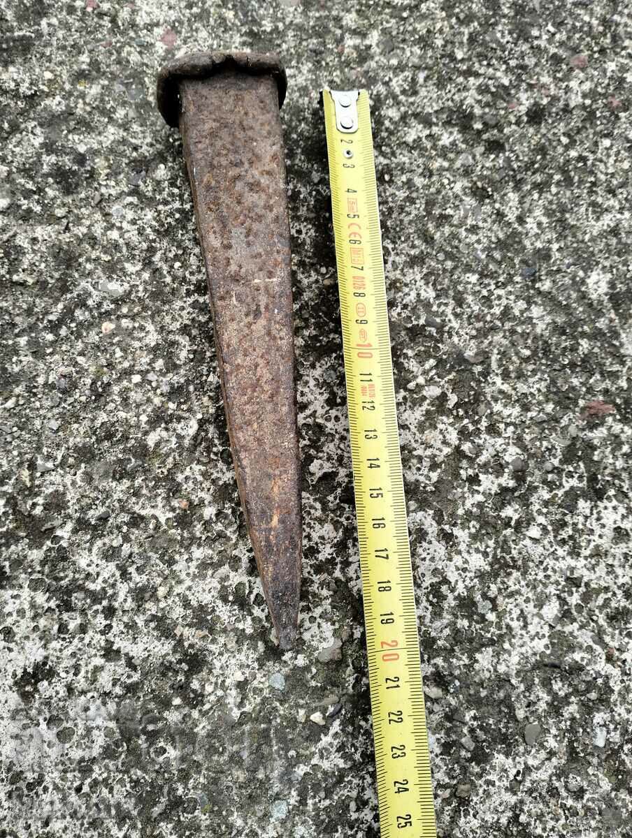 Old dagger for splitting wood
