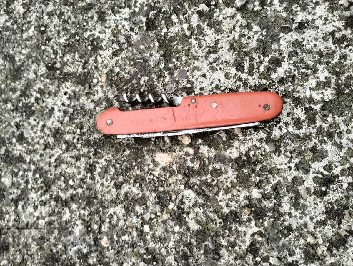 Auction An old pocket knife Auction An old pocket knife