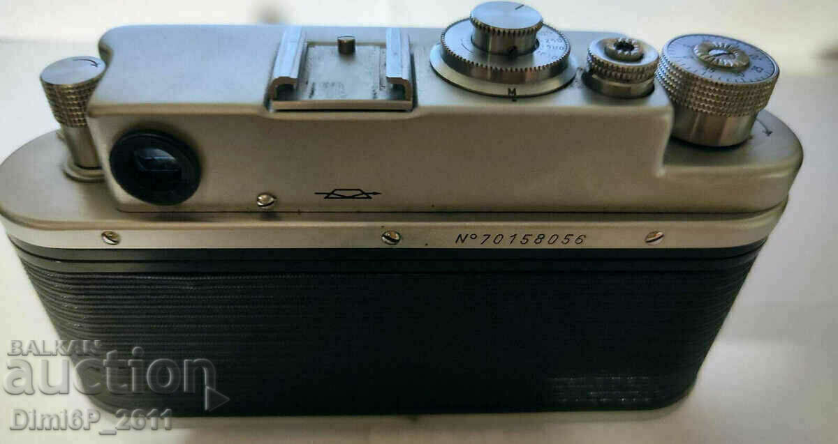 Auction Vintage Russian Zorki-4 RF camera, with Industa lens Auction Vintage Russian Zorki-4 RF camera, with Industa lens