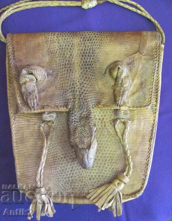 Auction 20's Genuine Lizard Leather Lady's Bag Rare Auction 20's Genuine Lizard Leather Lady's Bag Rare