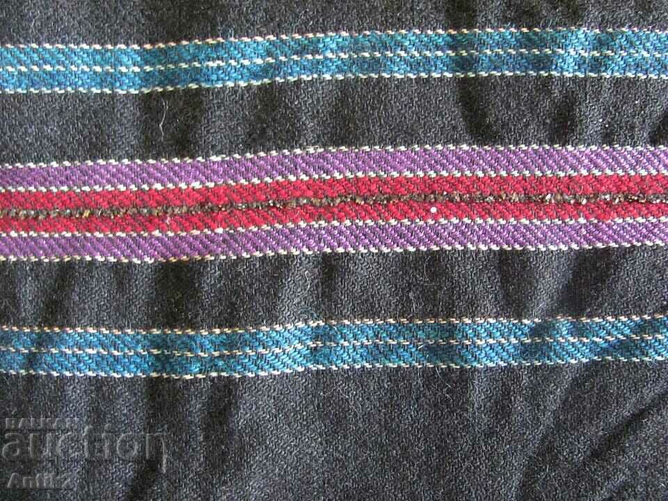 Licitație Costum de lână de artă populară din secolul al XIX-lea