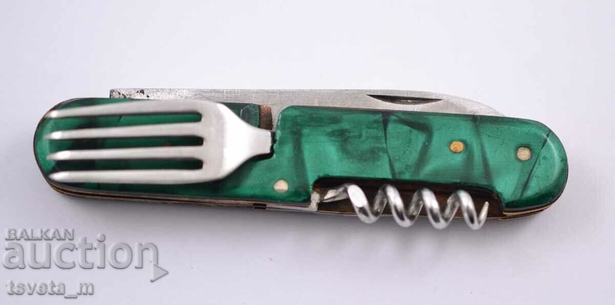Pocket knife with 6 tools