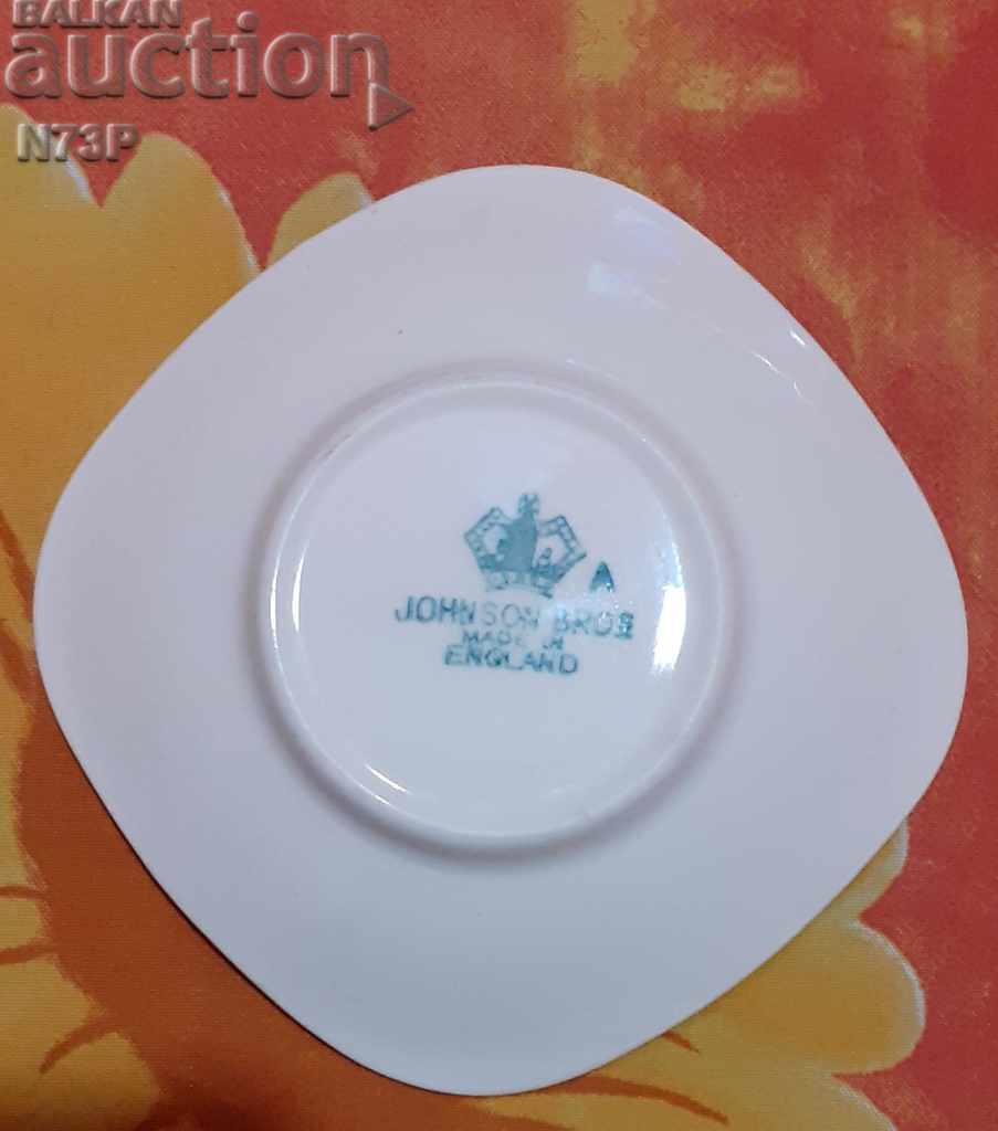 Delivery of LITTLE OLD PLATE. COLLECTION. JOHNSON BROS. ENGLAND. Delivery of LITTLE OLD PLATE. COLLECTION. JOHNSON BROS. ENGLAND.