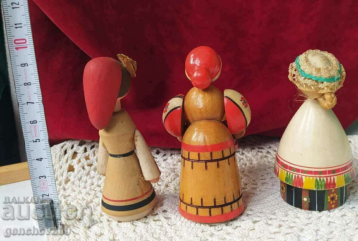 Auction Vintage traditional wooden dolls Auction Vintage traditional wooden dolls
