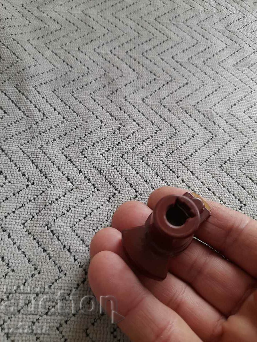 Auction Old distributor cap thumb Auction Old distributor cap thumb
