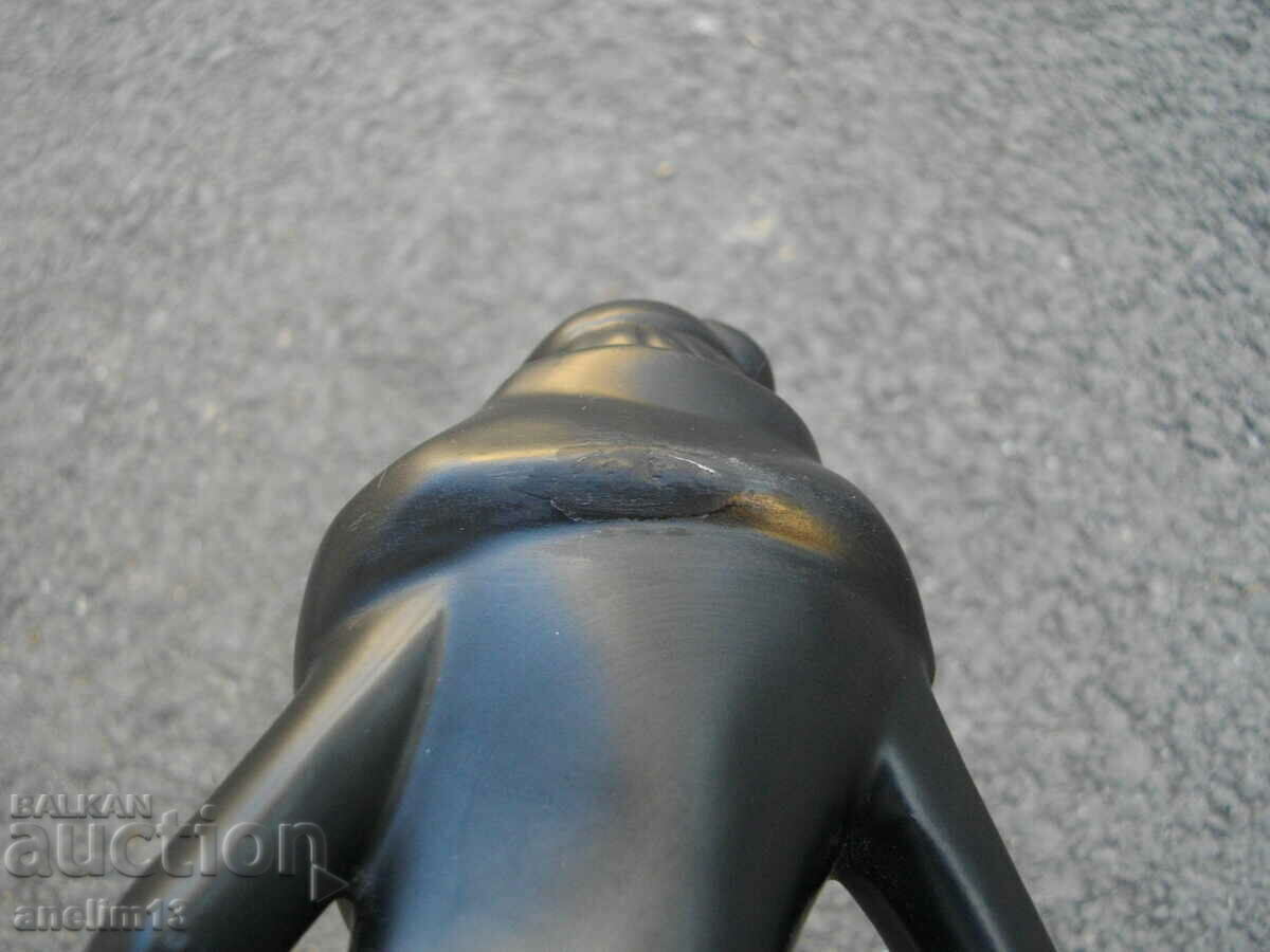 OLD PORCELAIN LADY WITH DOG - 7 OLD PORCELAIN LADY WITH DOG - 7