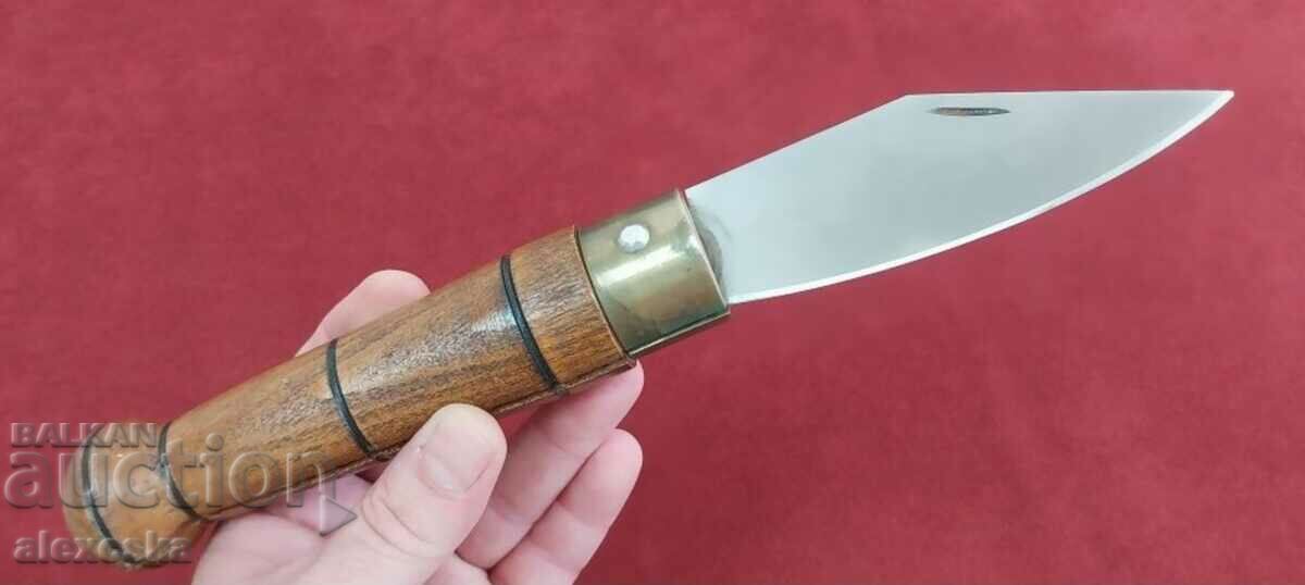 Български сгъваем нож